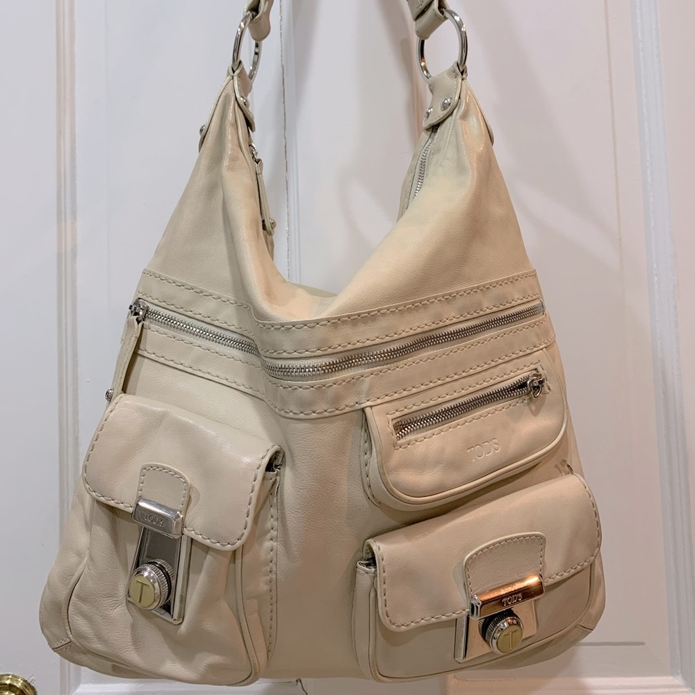 Tod’s leather shoulder bag